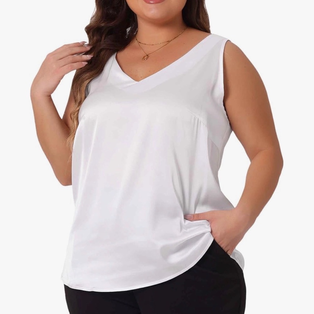 Chic White V-Neck Tank Top